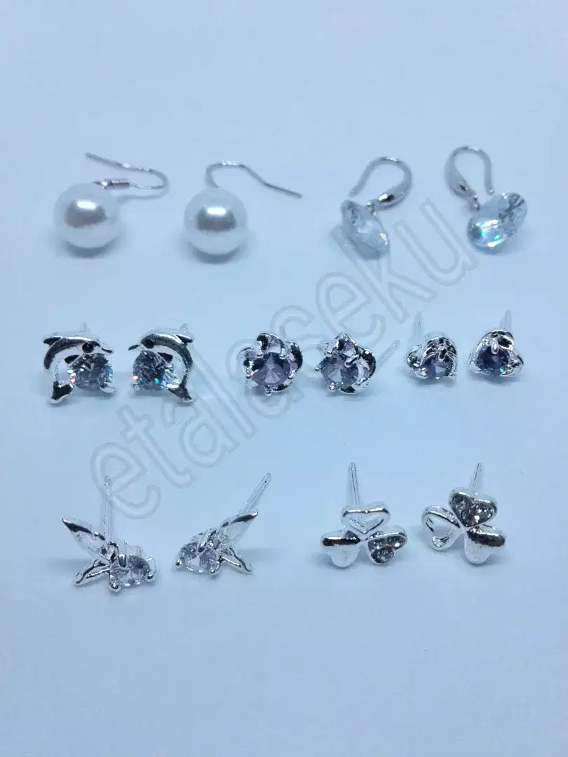 Anting anting wanita silver hooks studs earrings 1 pcs