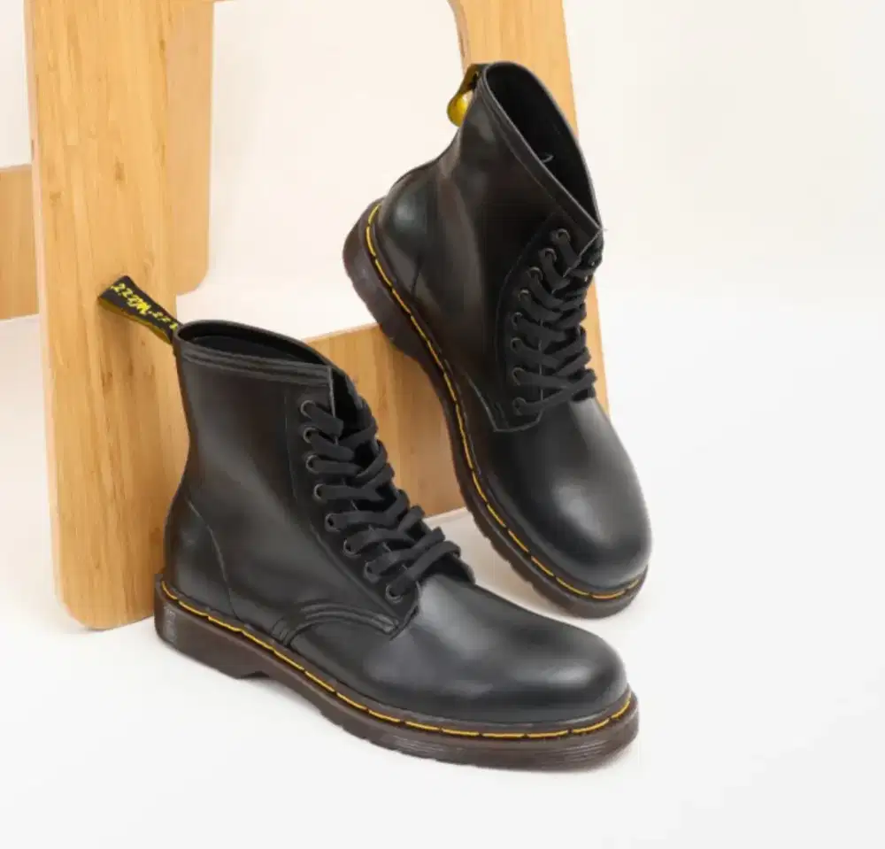 Sepatu boots kulit asli  boston exodus model docmart size 42