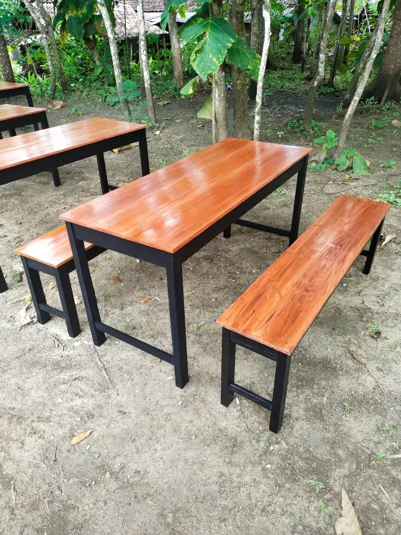 Meja Kursi Cafe Warung Makan