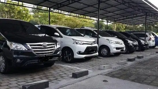 Rental mobil Cikayu WAJIB+DRIVER-TIDAK MELAYANI SEWA LEPAS KUNCI