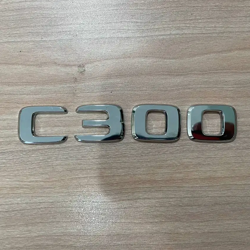 Emblem C300 Mercedes Benz / Emblem Tulisan C300 Mercy 100% Original