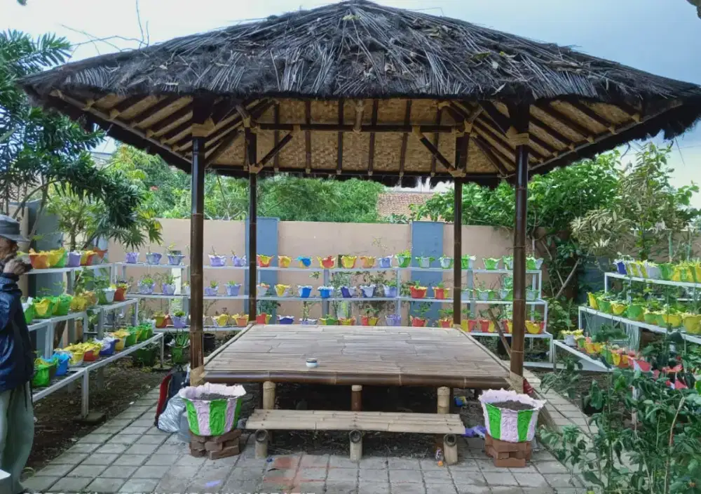 Saung bambu hitam atap ijuk ukuran 2x2 harga 6jt Terima beres