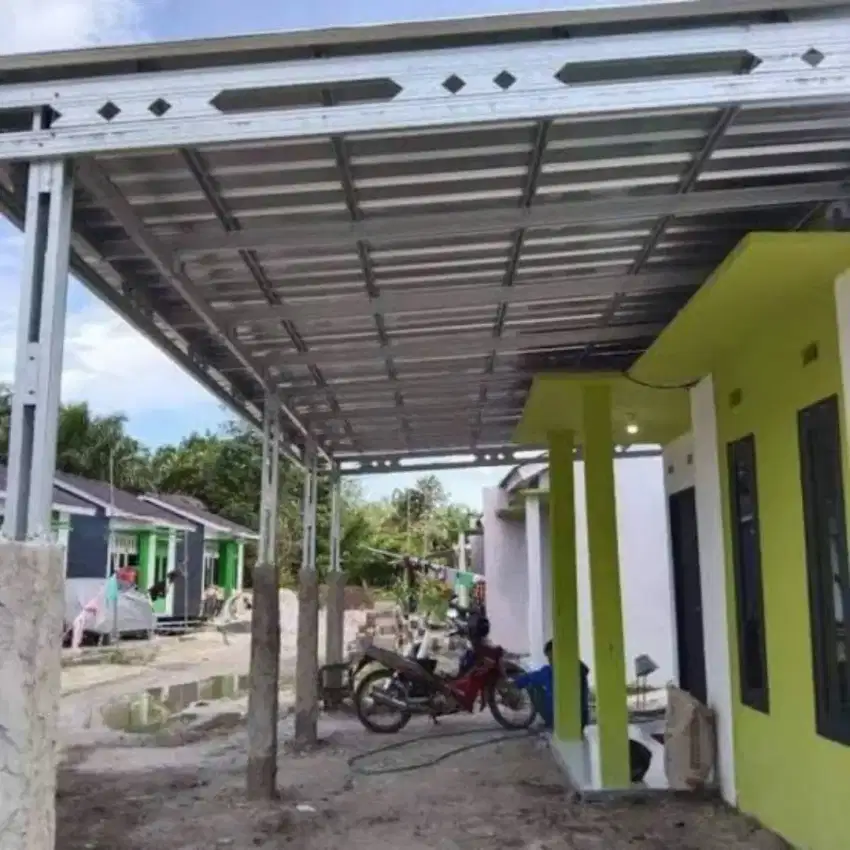 Kanopi besi kotak dan pagar
