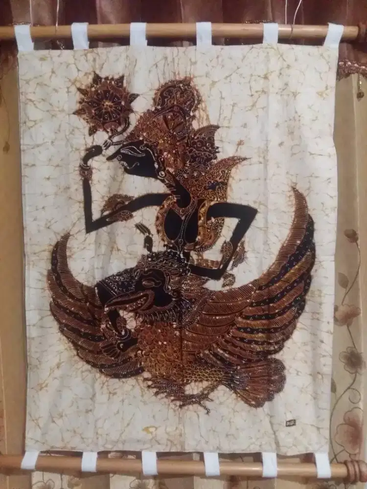 Lukisan  batik  painting  umur  kurang lebih  35th