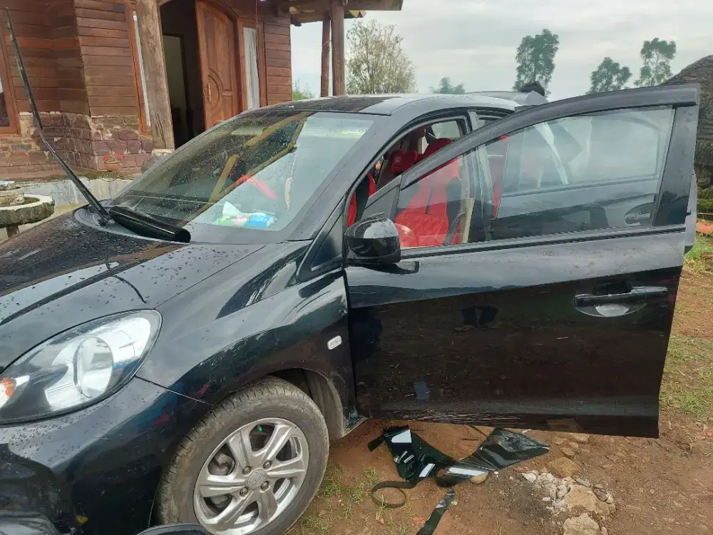 kaca film mobil panggilan