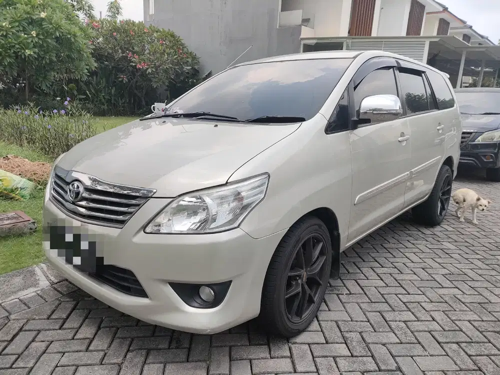 Toyota Kijang Innova 2013 G Diesel Matic Low KM
