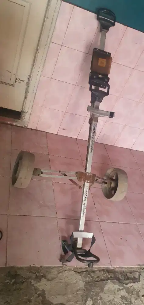 Troley tas golf tourney