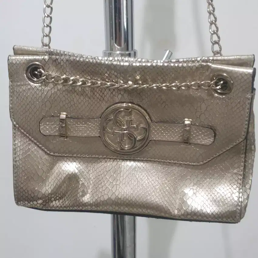 Tas Guess Emas Kulit Preloved
