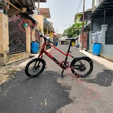 Polygon Gili Velo E Bike Sepeda Listrik Red Wine Hitam Merah