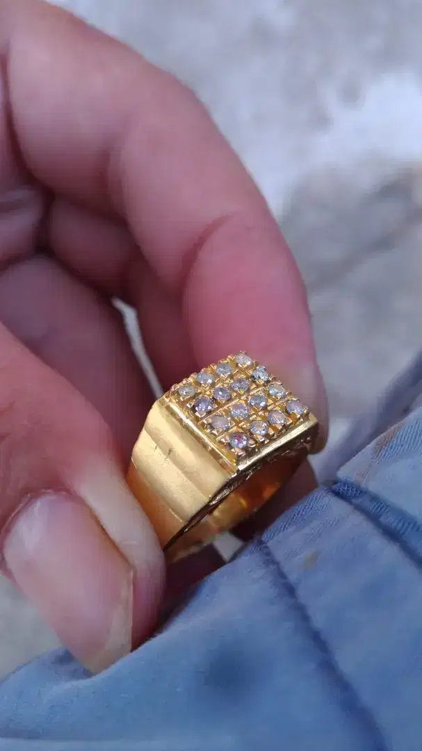 Cincin perak berlian