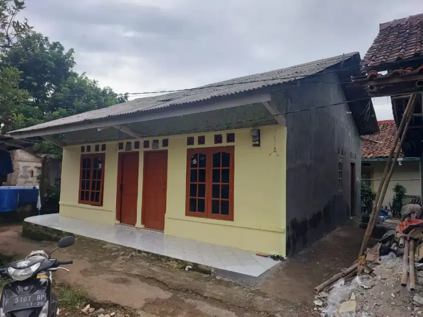 Disewakan / dijual Rumah Petak, Bersih, Baru Renovasi, Bayar Bulanan!!