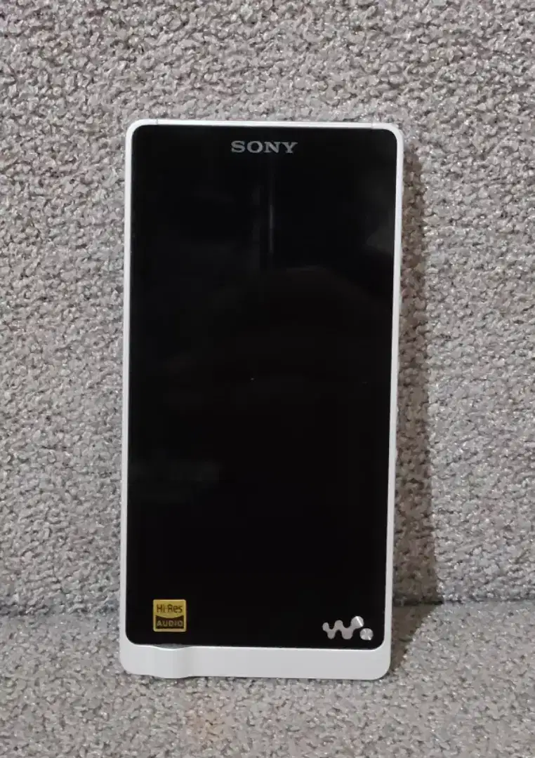 Sony Walkman Nw Zx1 Mp3 Player Hires 128Gb Hi Res Android NFC Dap