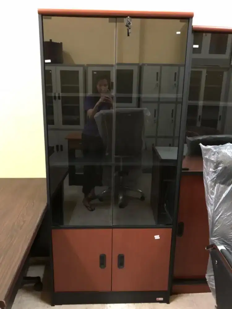 Lemari Buku / Lemari Serbaguna / Lemari Kerja / Lemari Kantor 05