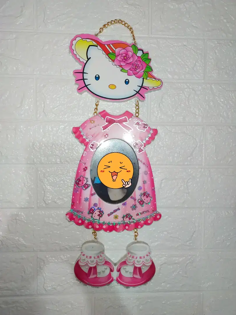 Bingkai foto Hello kitty Susun