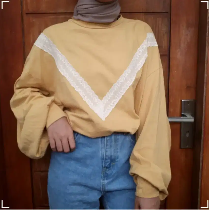Sweater wanita lembut lengan balon korea