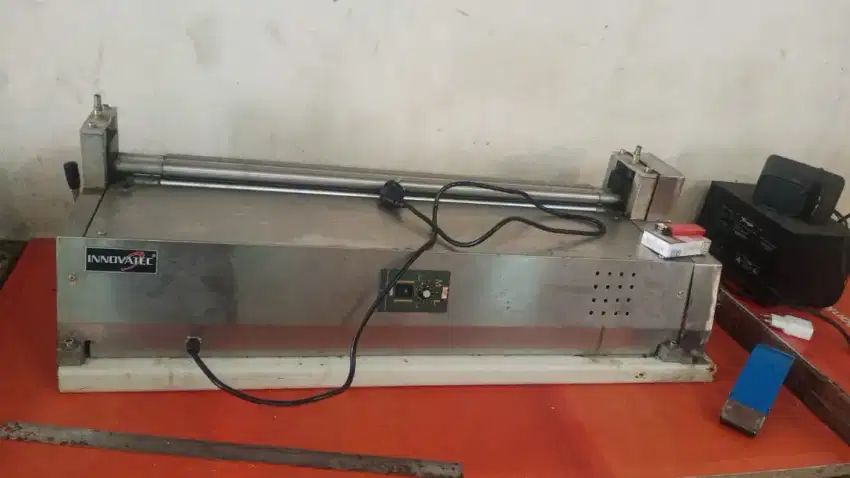 Mesin Hard Cover Merk Innovatec dan Pres Rol