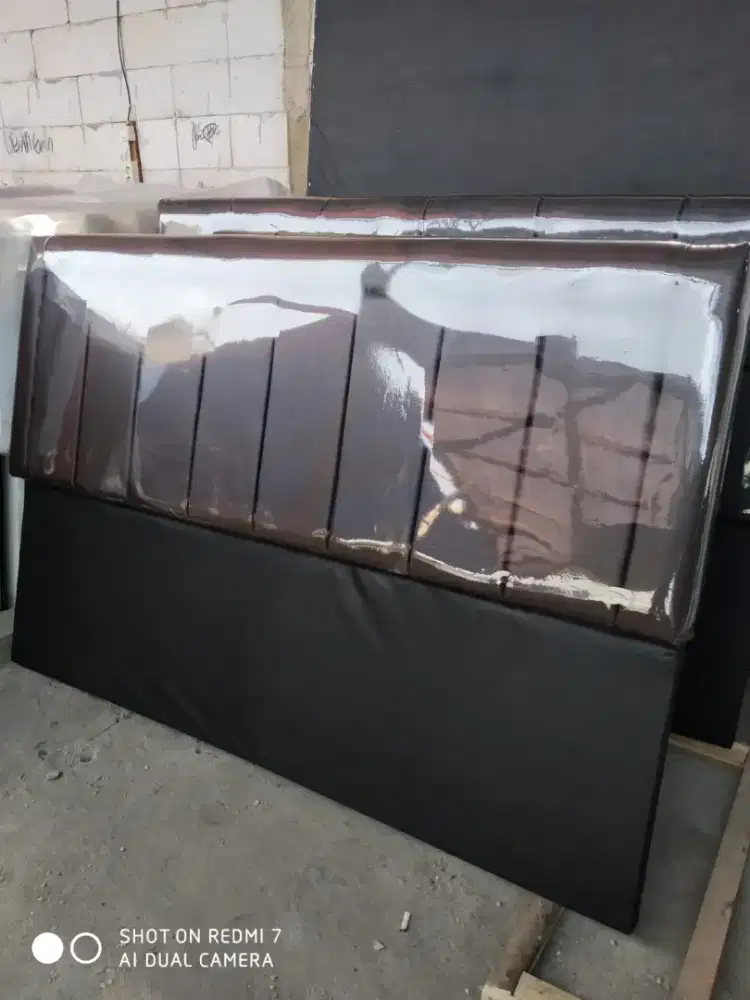 Dipan kayu minimalis custom murah