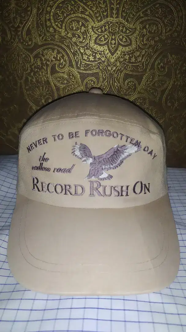 TOPI OUTDOOR RECORD RUSH ON