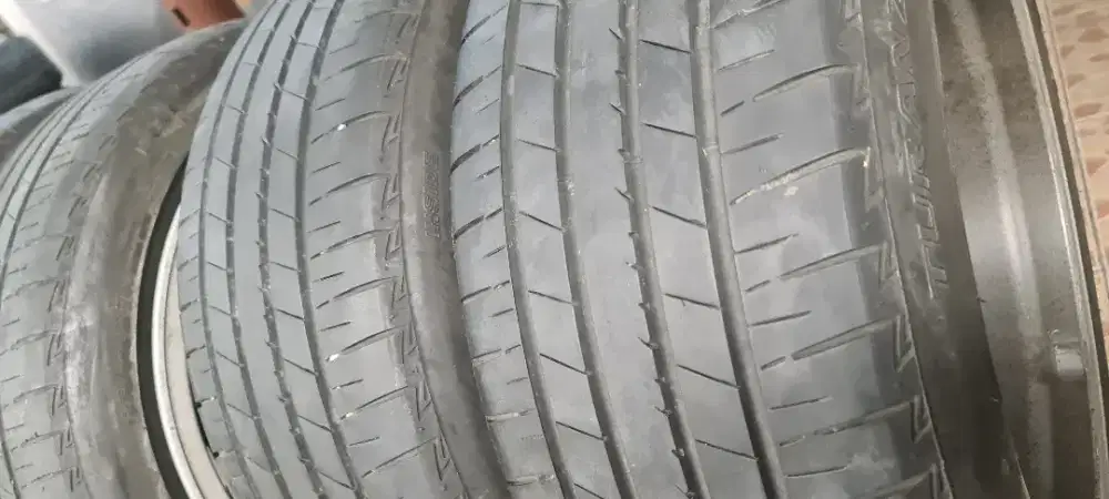 Velg Ori dan Ban Untuk Toyota