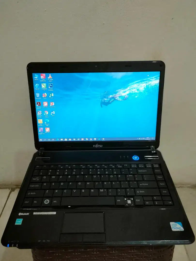 JUAL CEPAT Notebook Laptop Fujitsu Lifebook LH531