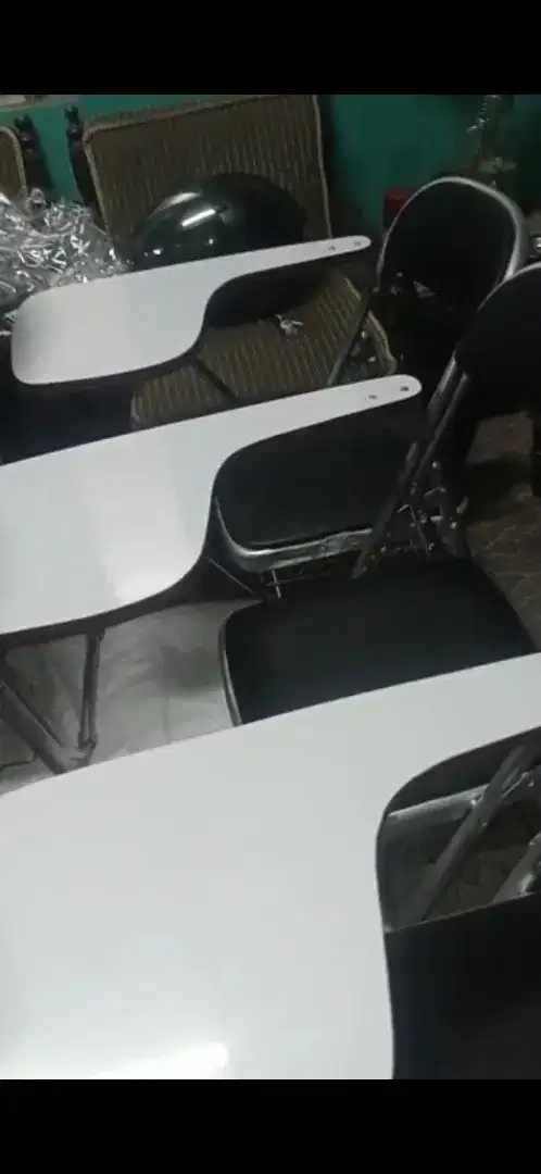 Kursi kuliah belajar rekon Bandungg