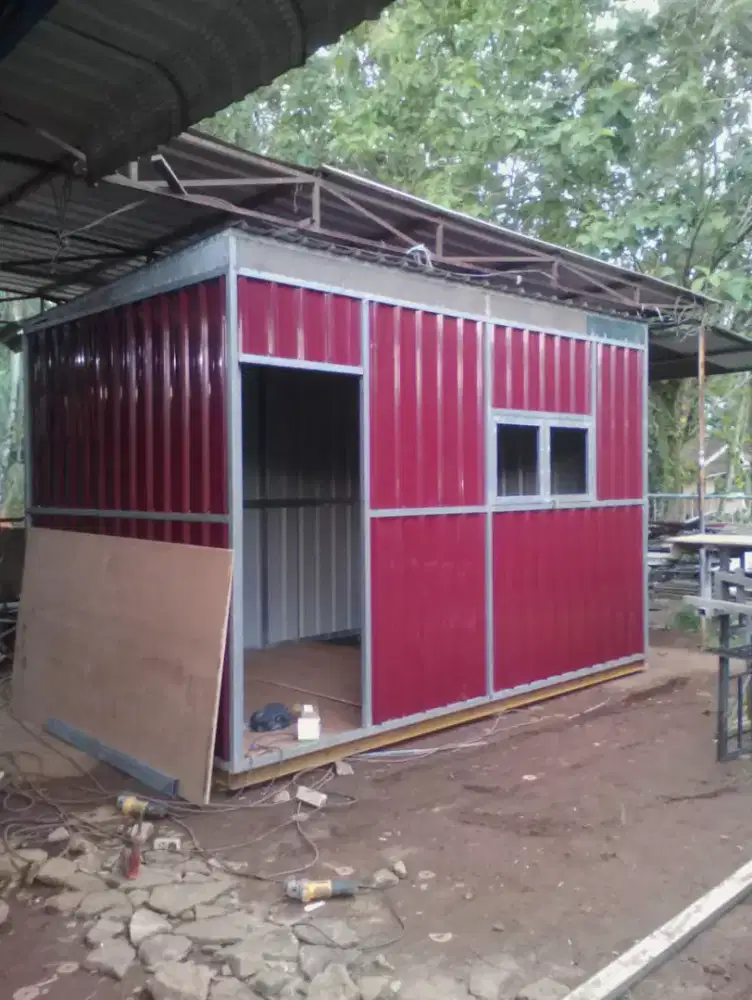 Stand booth kontainer