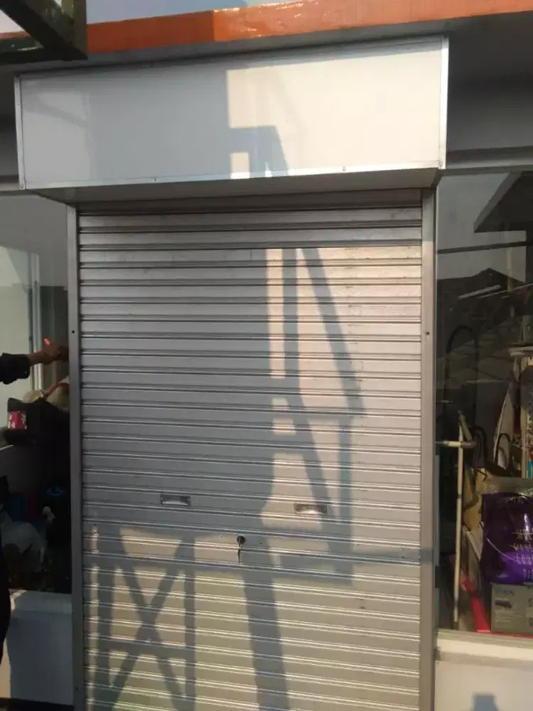 Rolling door bandung