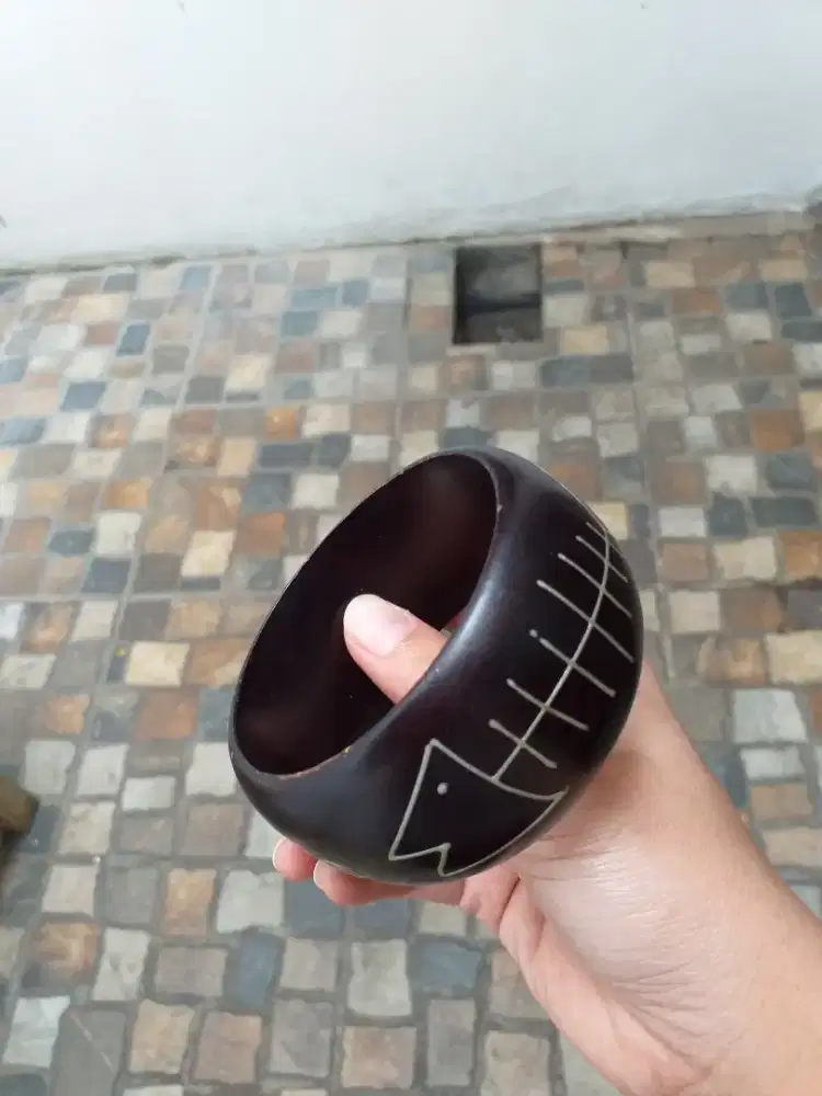 Gelang kayu bali