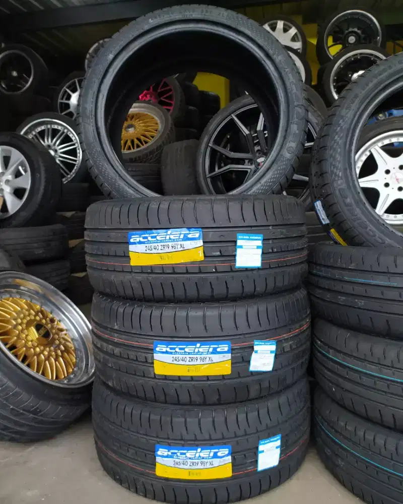 Ban accelera phi 245 40 19