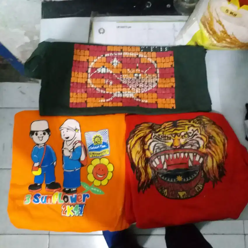 Kaos plus sablon