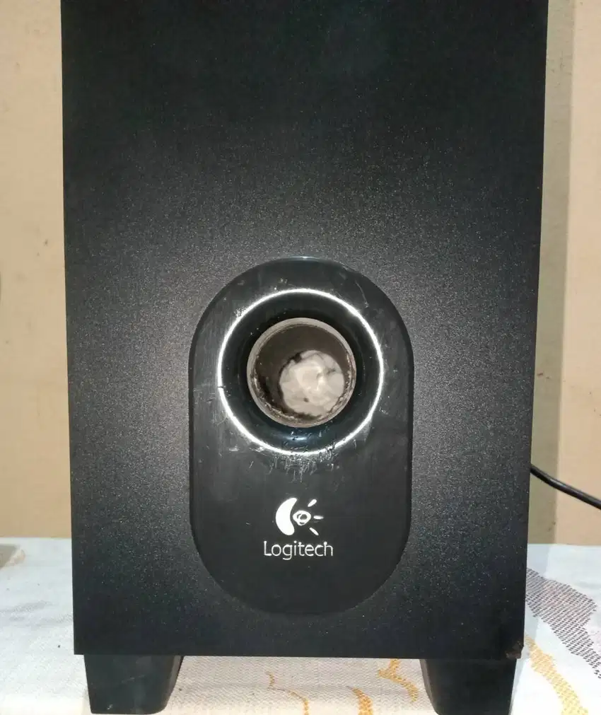 Surround Sound Speaker LOGITECH X540, Suara NgeBASS, Bisa Matrix Mode.