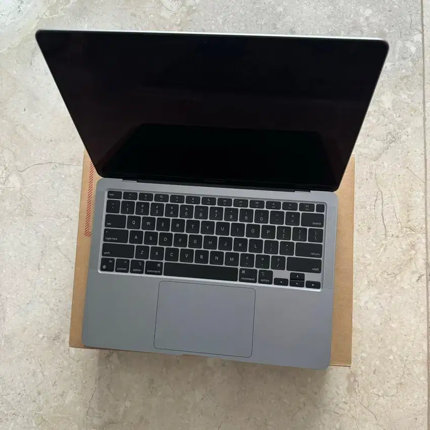 Macbook Air M1 2020