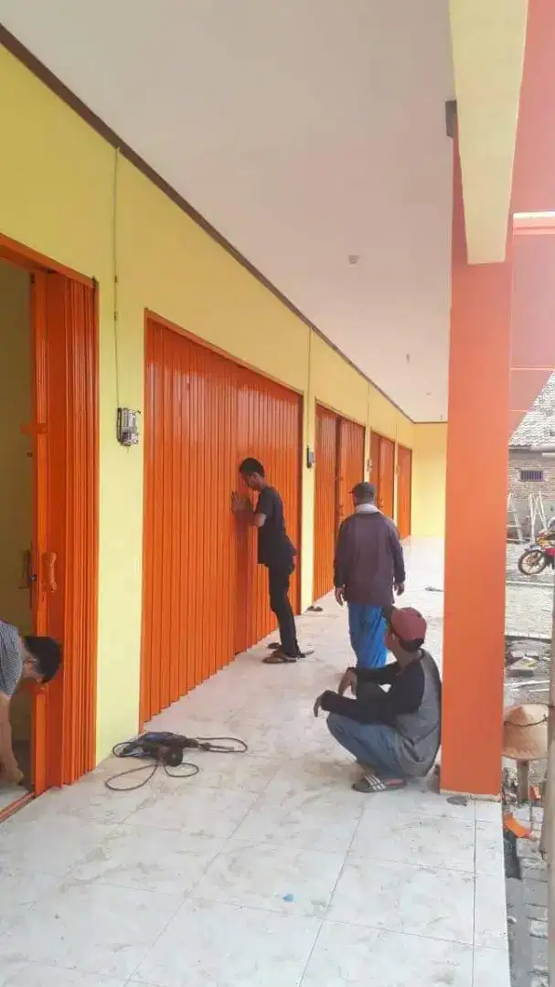 Roling door folding gatte