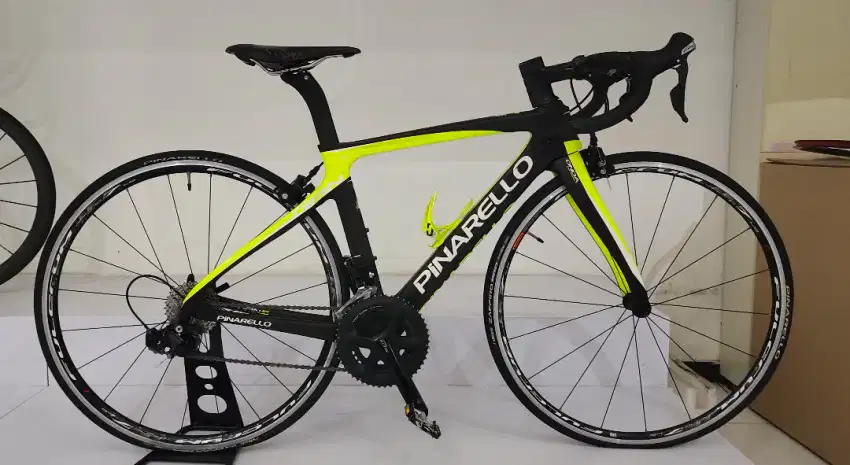 Sepeda road bike Pinarello Gans limited