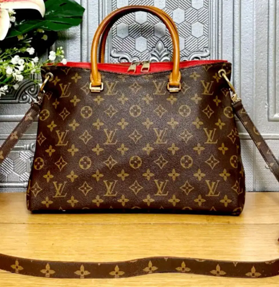 LOUIS VUITTON PALLAS LEATHER MIX PVC KULIT MATENG GOOD  CONDITION