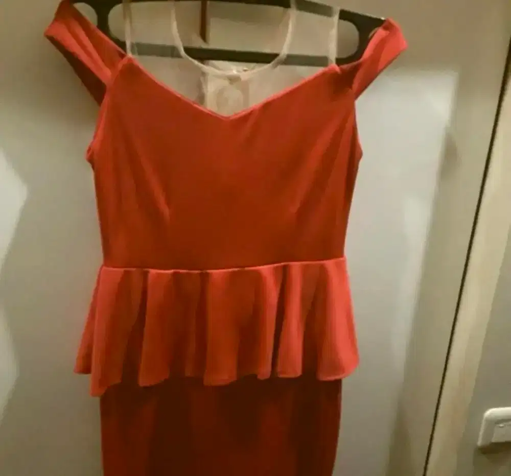 Gaun dress pesta bridemaid satin selutut elegan mewah murah brkualitas