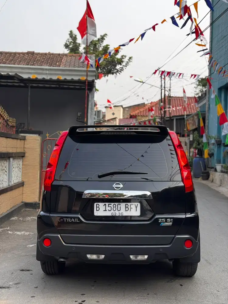 Nissan X-Trail 2010 Bensin