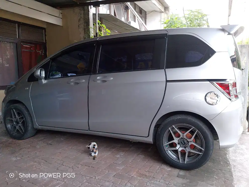 Honda Freed 2009 Bensin