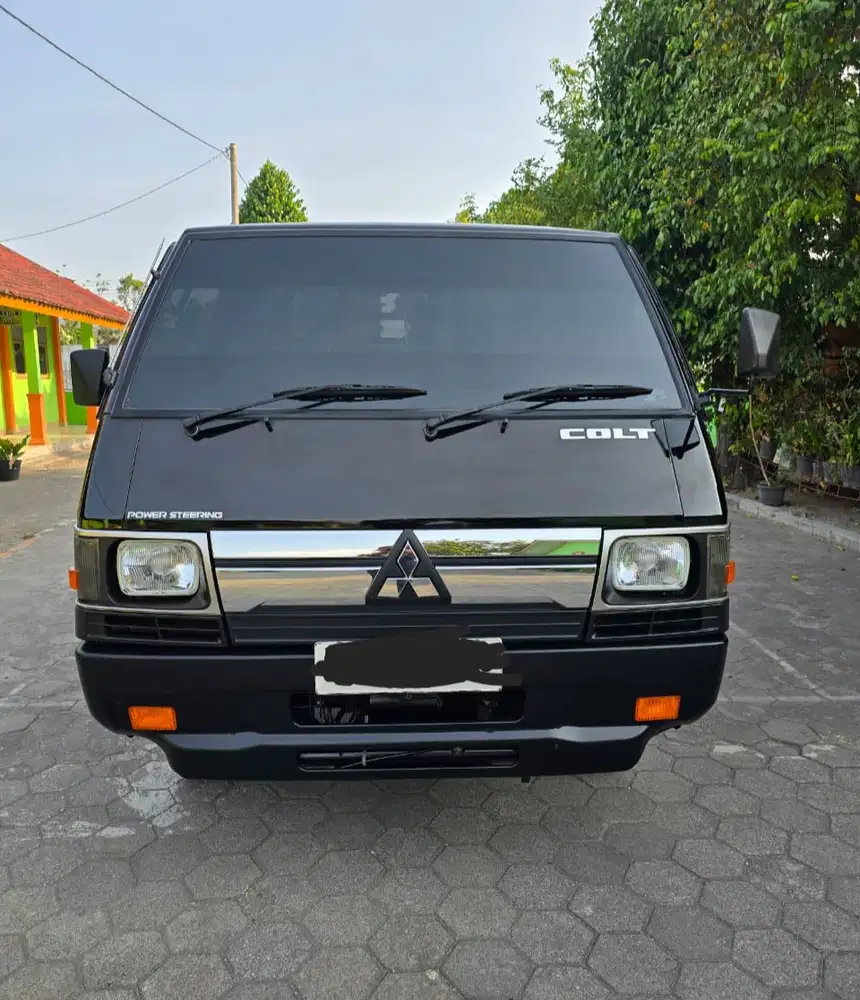 Mitsubishi L300 2023 Diesel
