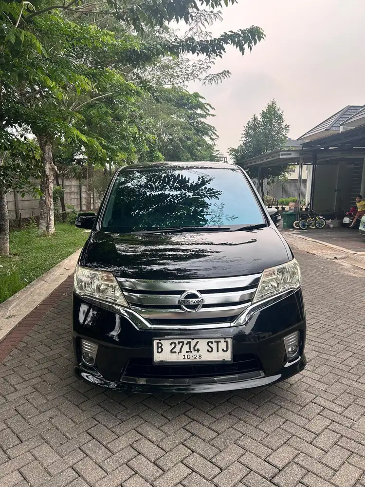 Nissan Serena 2013 Bensin
