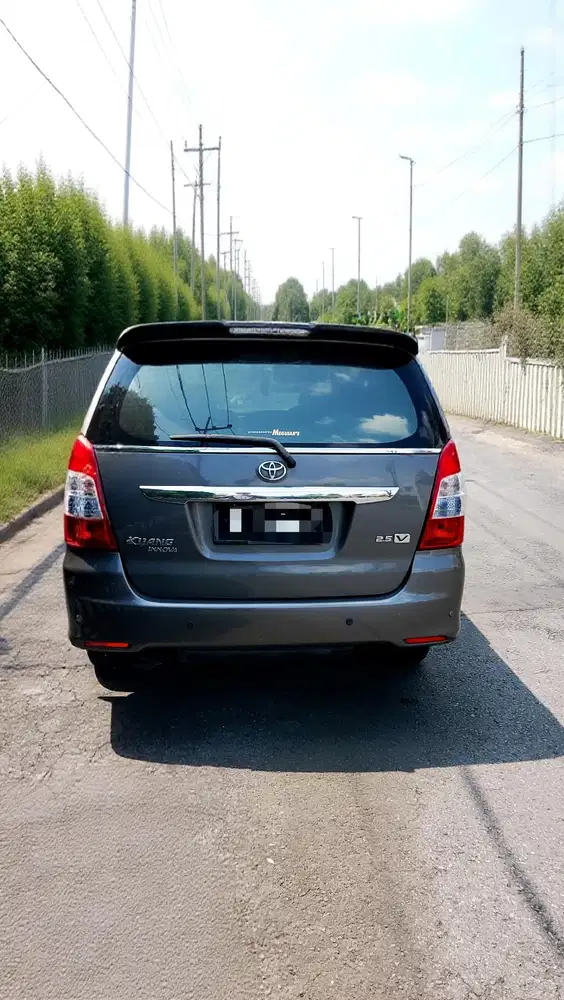 Toyota Kijang Innova 2012 Diesel