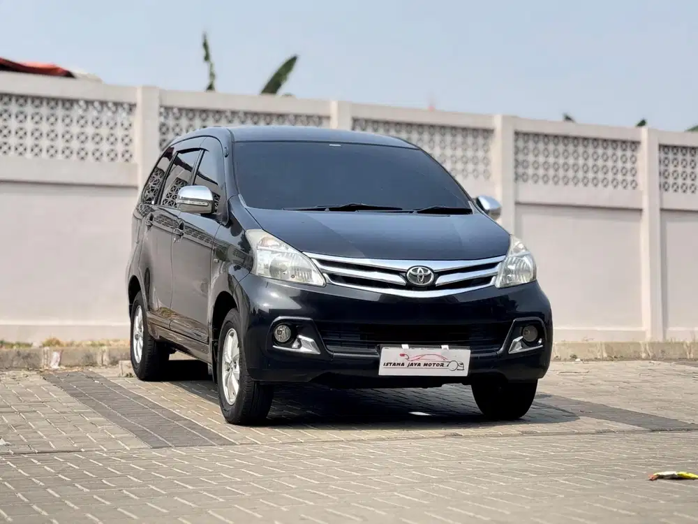 Toyota AVANZA 1.3 G AT 2014 - HITAM
