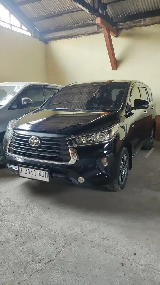 Toyota Kijang Innova 2023 Bensin