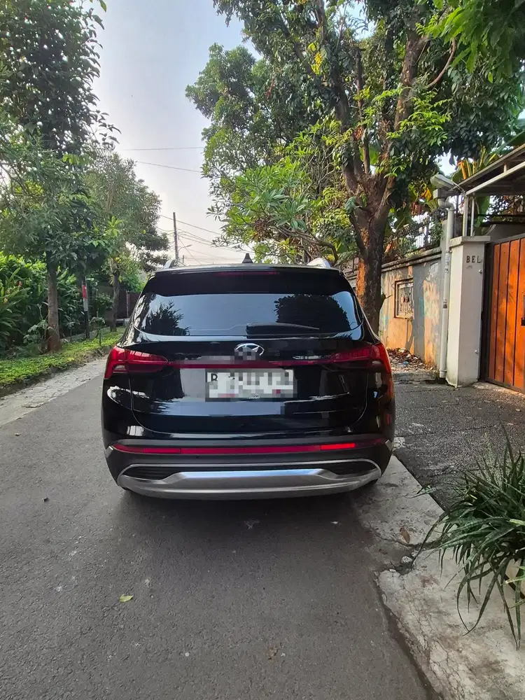 Hyundai Santa Fe 2023 Bensin