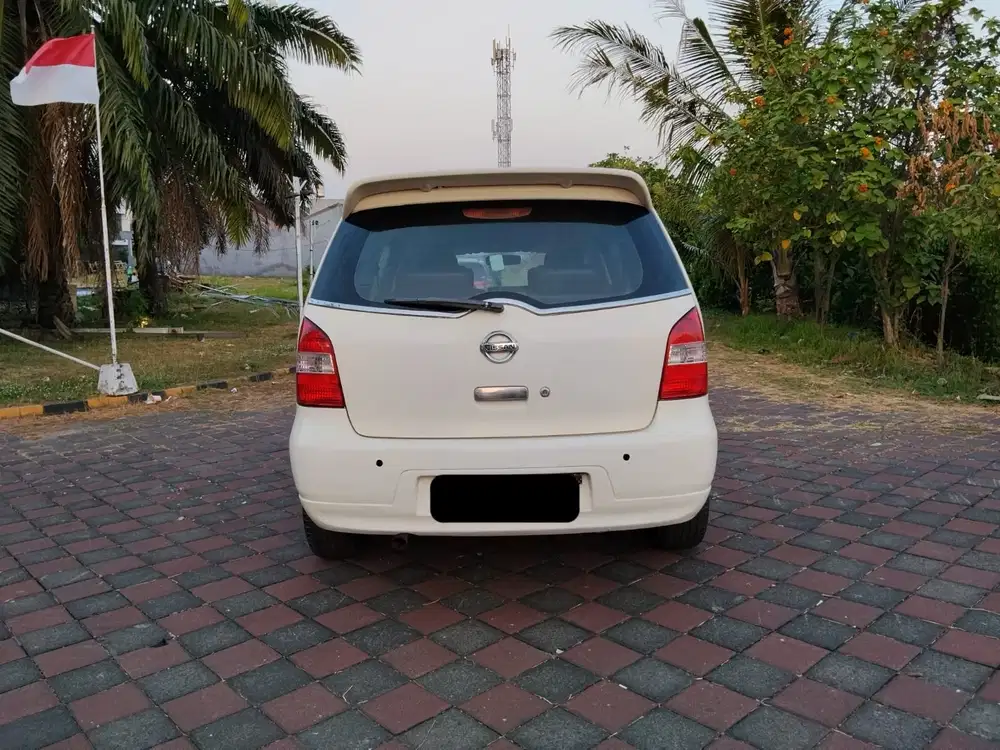 Nissan Grand livina 2012 Bensin