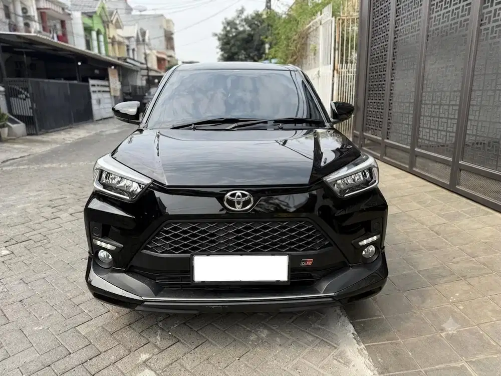 Toyota Raize 1.0 Turbo GR Sport Non TSS 2022 Matic Hitam