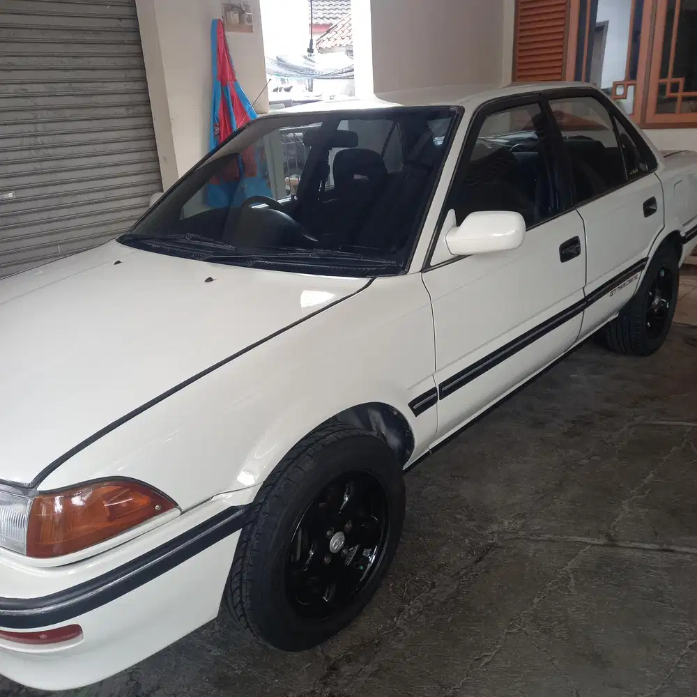 Toyota Twincam 1990 Bensin