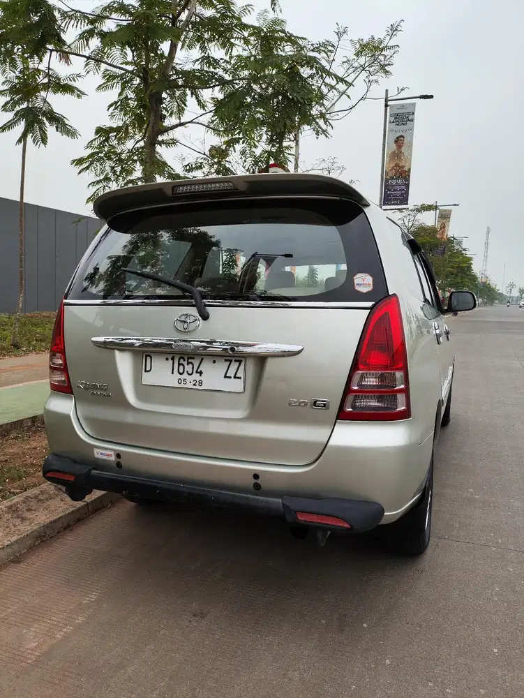 Toyota Kijang Innova 2008 Bensin