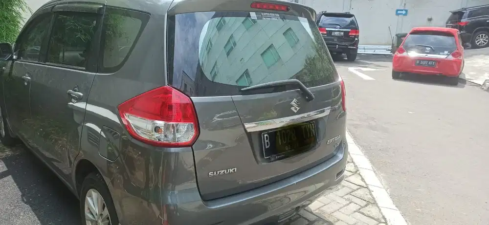Dijual Suzuki Ertiga 2014 Bensin