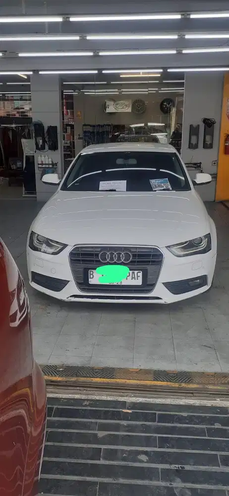 Audi A4 2013 Bensin